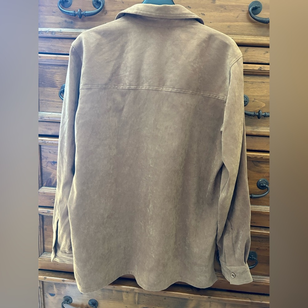 Button down shirt - Picture 2 of 2